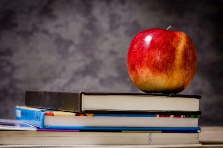 buch_apfel_450.jpg